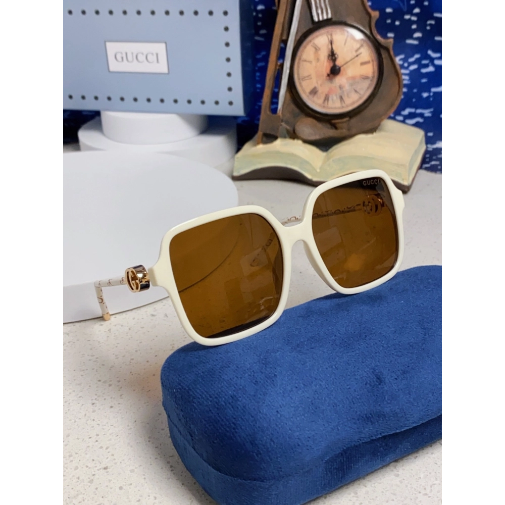Gucci Sunglasses 031 | Luxury Eyewear | Classic Style