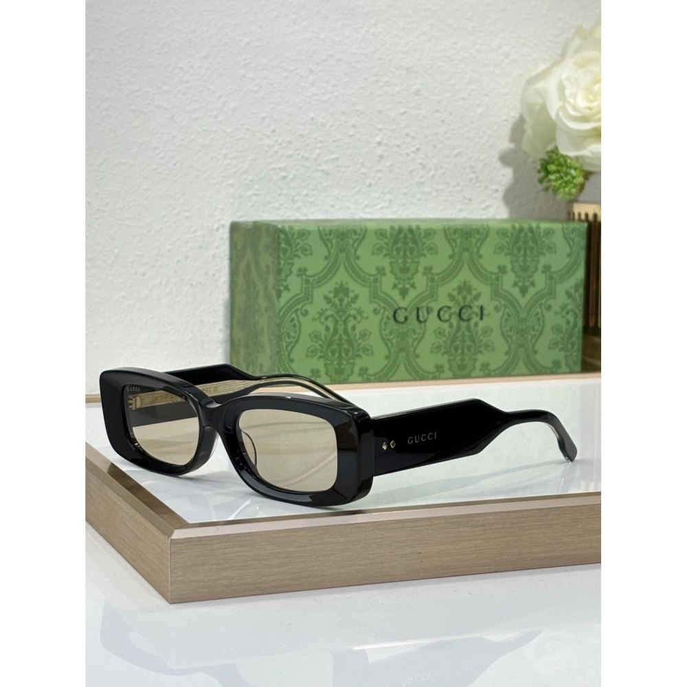 Gucci Sunglasses 042 | Designer Shades | Elegant Craft