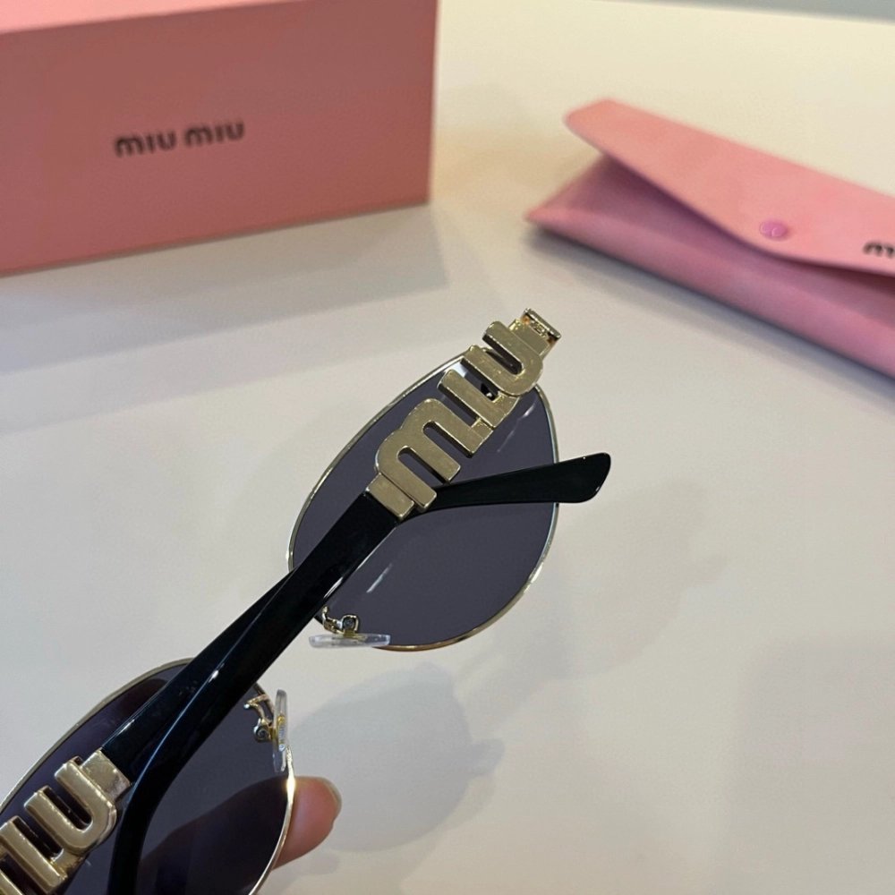 Miu Miu Sunglasses 047,Miu Miu Sunglasses,Sunglasses,Accessories