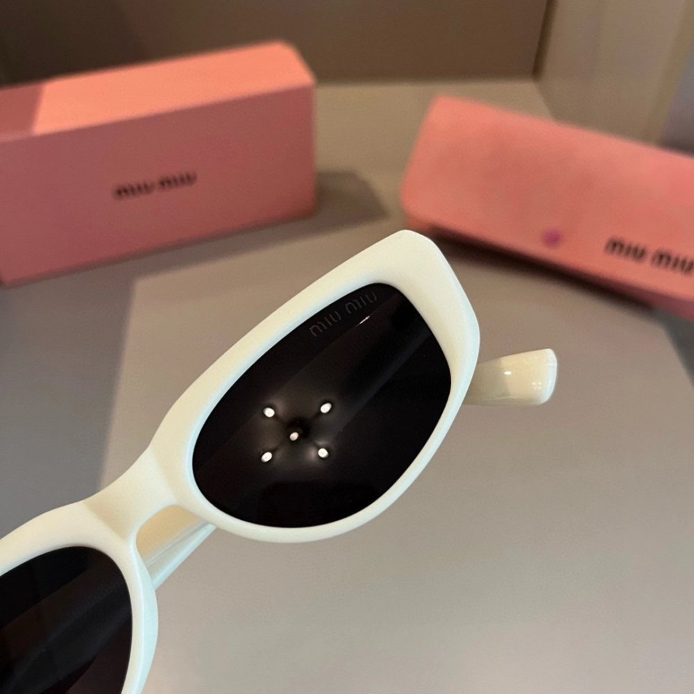 Miu Miu Sunglasses 061,Miu Miu Sunglasses,Sunglasses,Accessories