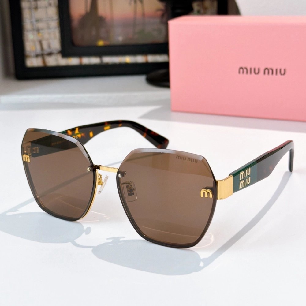 Miu Miu Sunglasses 062,Miu Miu Sunglasses,Sunglasses,Accessories