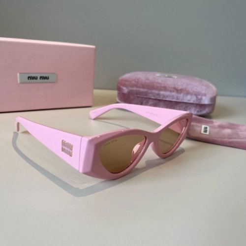 Miu Miu Sunglasses 067,Miu Miu Sunglasses,Sunglasses,Accessories