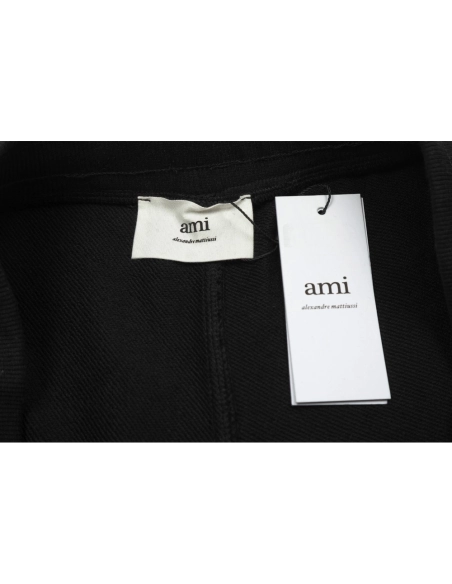 Ami Macaron Embroidery 003