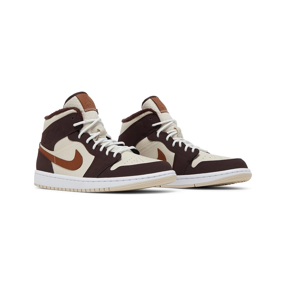 AIR JORDAN 1 MID SE CREAM DARK CHOCOLATE DO6699-200,AIR JORDAN 1 HIGH,Air Jordan