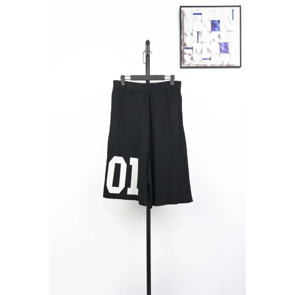 Balenciaga Shorts 040