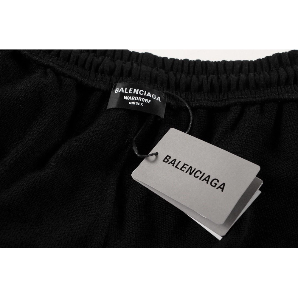 Balenciaga Shorts 011