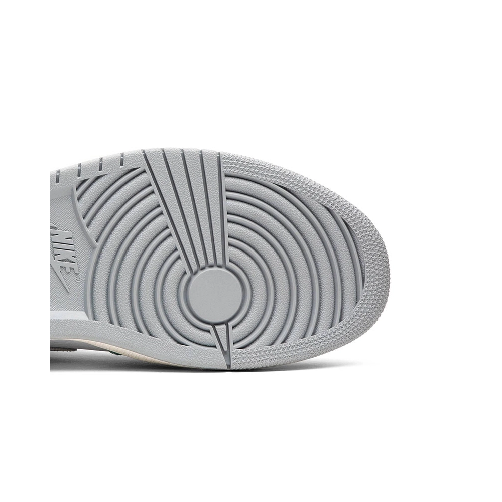 AIR JORDAN 1 RETRO HIGH OG TURBO GREEN 555088 311,AIR JORDAN 1 HIGH,Air Jordan