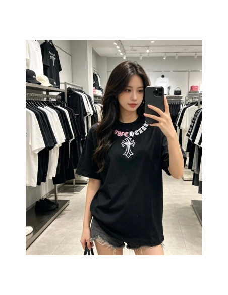 Chrome Hearts Color-Block Gothic Letter Cross Necklace Short Sleeve 253
