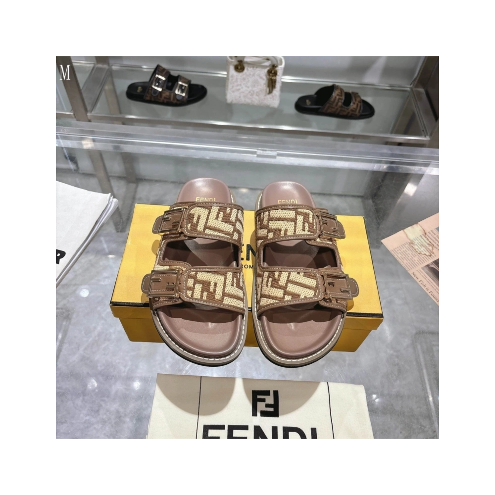 Fendi Slippers 030,Fendi Slippers,Slides Slippers,More Brands