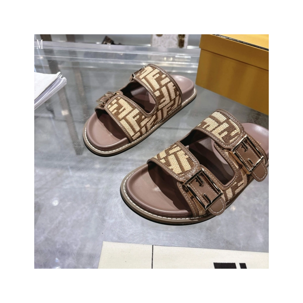 Fendi Slippers 030,Fendi Slippers,Slides Slippers,More Brands