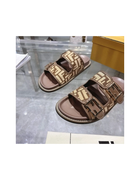 Fendi Slippers 030,Fendi Slippers,Slides Slippers,More Brands