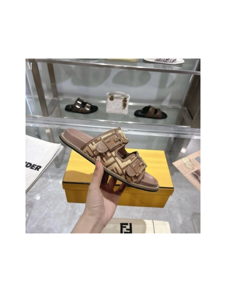 Fendi Slippers 030,Fendi Slippers,Slides Slippers,More Brands