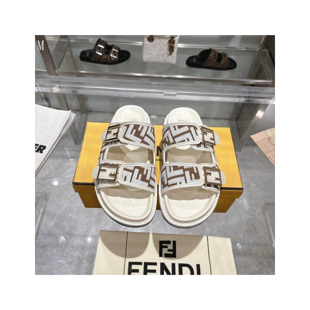 Fendi Slippers 031,Fendi Slippers,Slides Slippers,More Brands