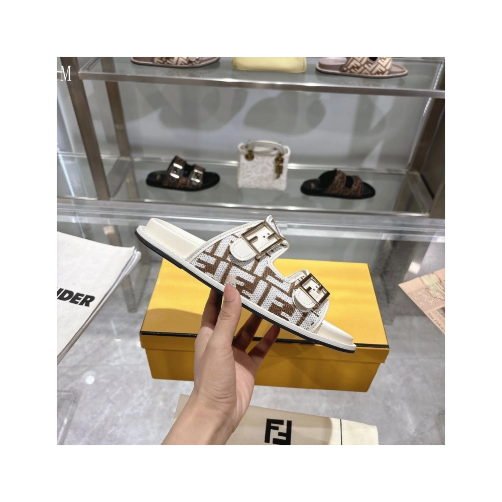 Fendi Slippers 031,Fendi Slippers,Slides Slippers,More Brands