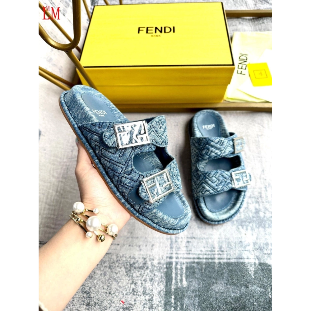 Fendi Slippers 002,Fendi Slippers,Slides Slippers,More Brands