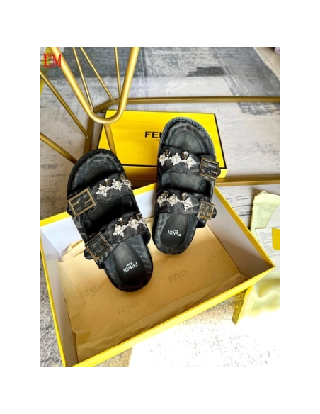 Fendi Slippers 003,Fendi Slippers,Slides Slippers,More Brands