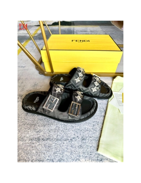 Fendi Slippers 003,Fendi Slippers,Slides Slippers,More Brands