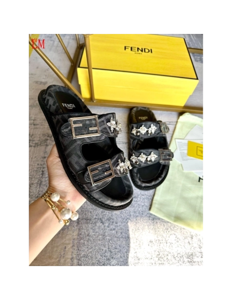 Fendi Slippers 003,Fendi Slippers,Slides Slippers,More Brands
