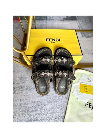 Fendi Slippers 004,Fendi Slippers,Slides Slippers,More Brands