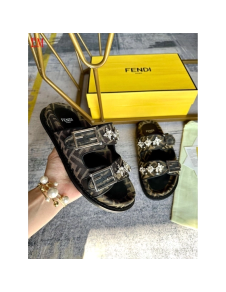 Fendi Slippers 004,Fendi Slippers,Slides Slippers,More Brands