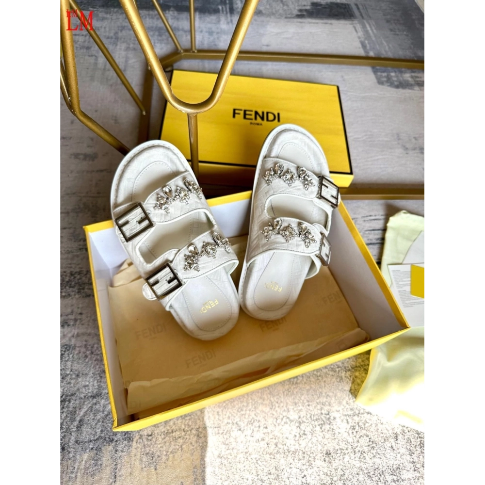 Fendi Slippers 005,Fendi Slippers,Slides Slippers,More Brands