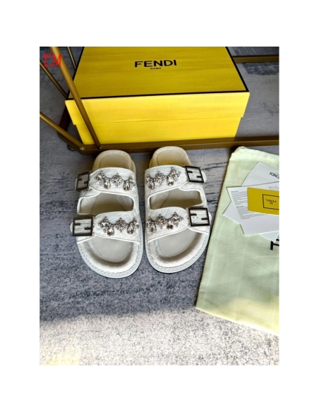 Fendi Slippers 005,Fendi Slippers,Slides Slippers,More Brands