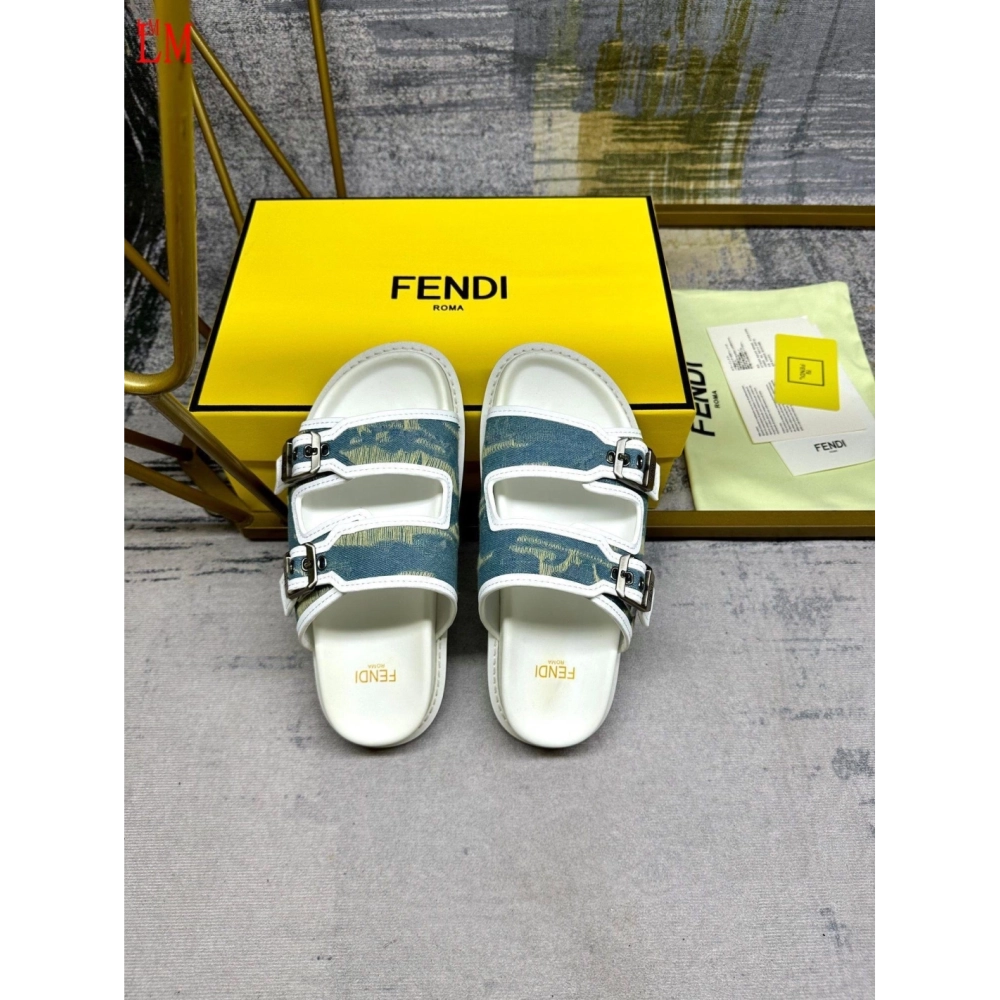 Fendi Slippers 009,Fendi Slippers,Slides Slippers,More Brands