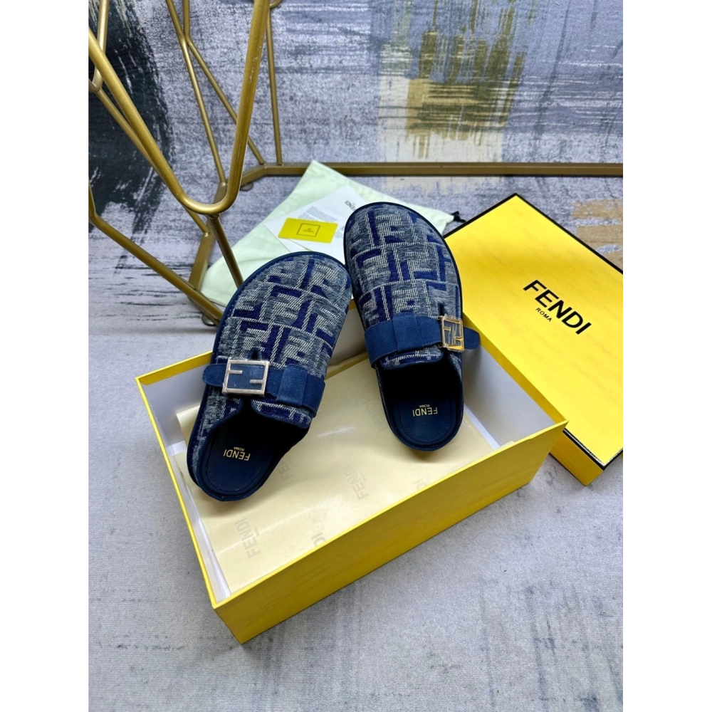 Fendi Slippers 014,Fendi Slippers,Slides Slippers,More Brands