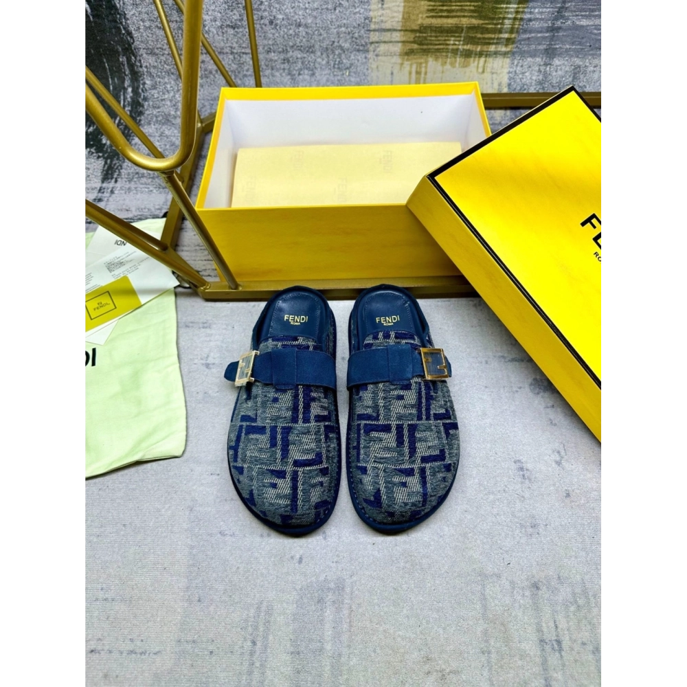 Fendi Slippers 014,Fendi Slippers,Slides Slippers,More Brands