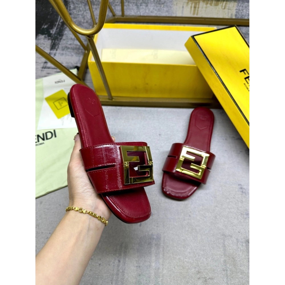 Fendi Slippers 017,Fendi Slippers,Slides Slippers,More Brands