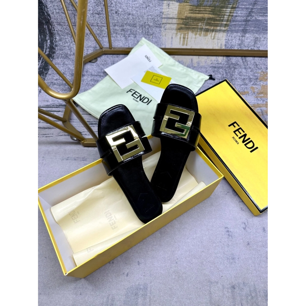 Fendi Slippers 018,Fendi Slippers,Slides Slippers,More Brands