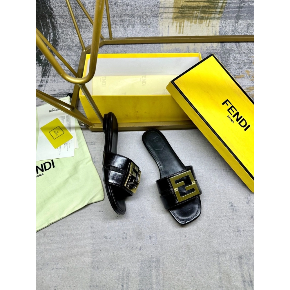 Fendi Slippers 018,Fendi Slippers,Slides Slippers,More Brands