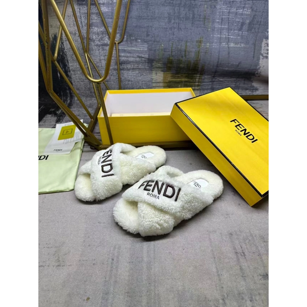 Fendi Slippers 065,Fendi Slippers,Slides Slippers,More Brands