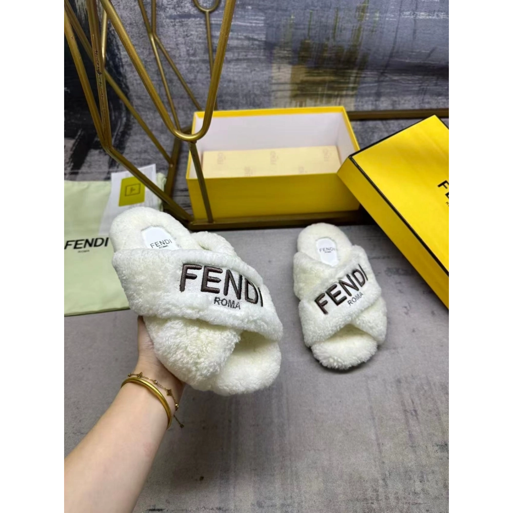 Fendi Slippers 065,Fendi Slippers,Slides Slippers,More Brands