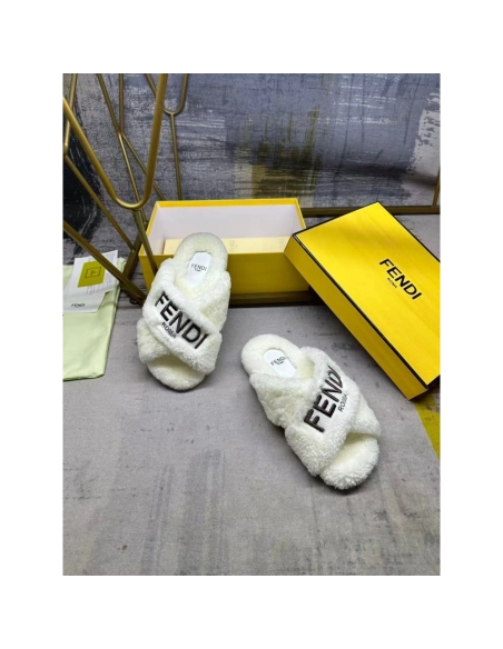 Fendi Slippers 065,Fendi Slippers,Slides Slippers,More Brands