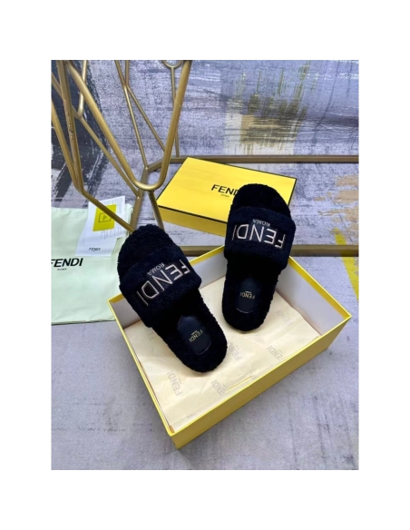 Fendi Slippers 066,Fendi Slippers,Slides Slippers,More Brands