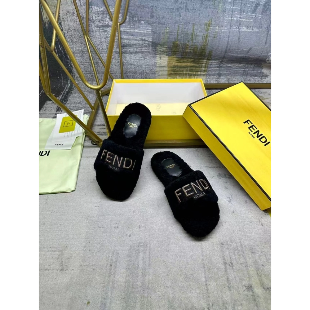 Fendi Slippers 066,Fendi Slippers,Slides Slippers,More Brands
