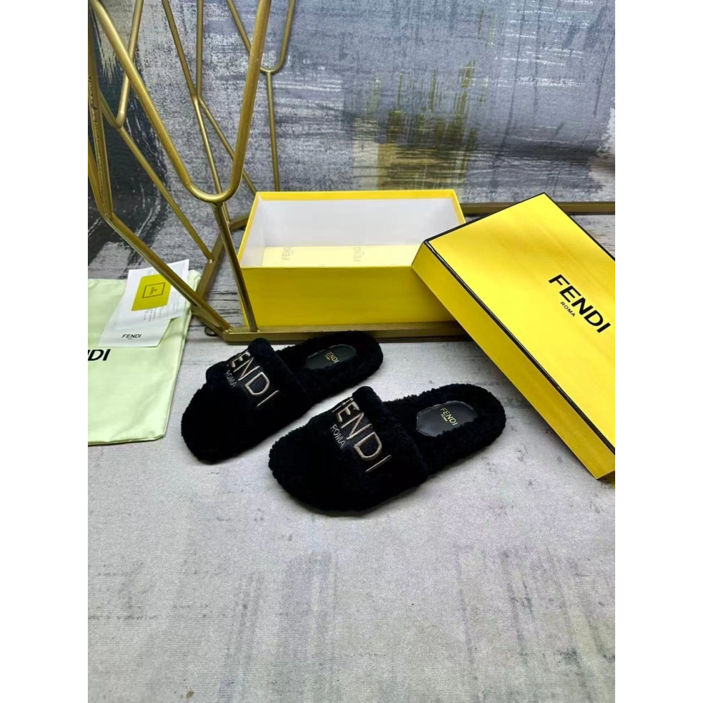 Fendi Slippers 066,Fendi Slippers,Slides Slippers,More Brands