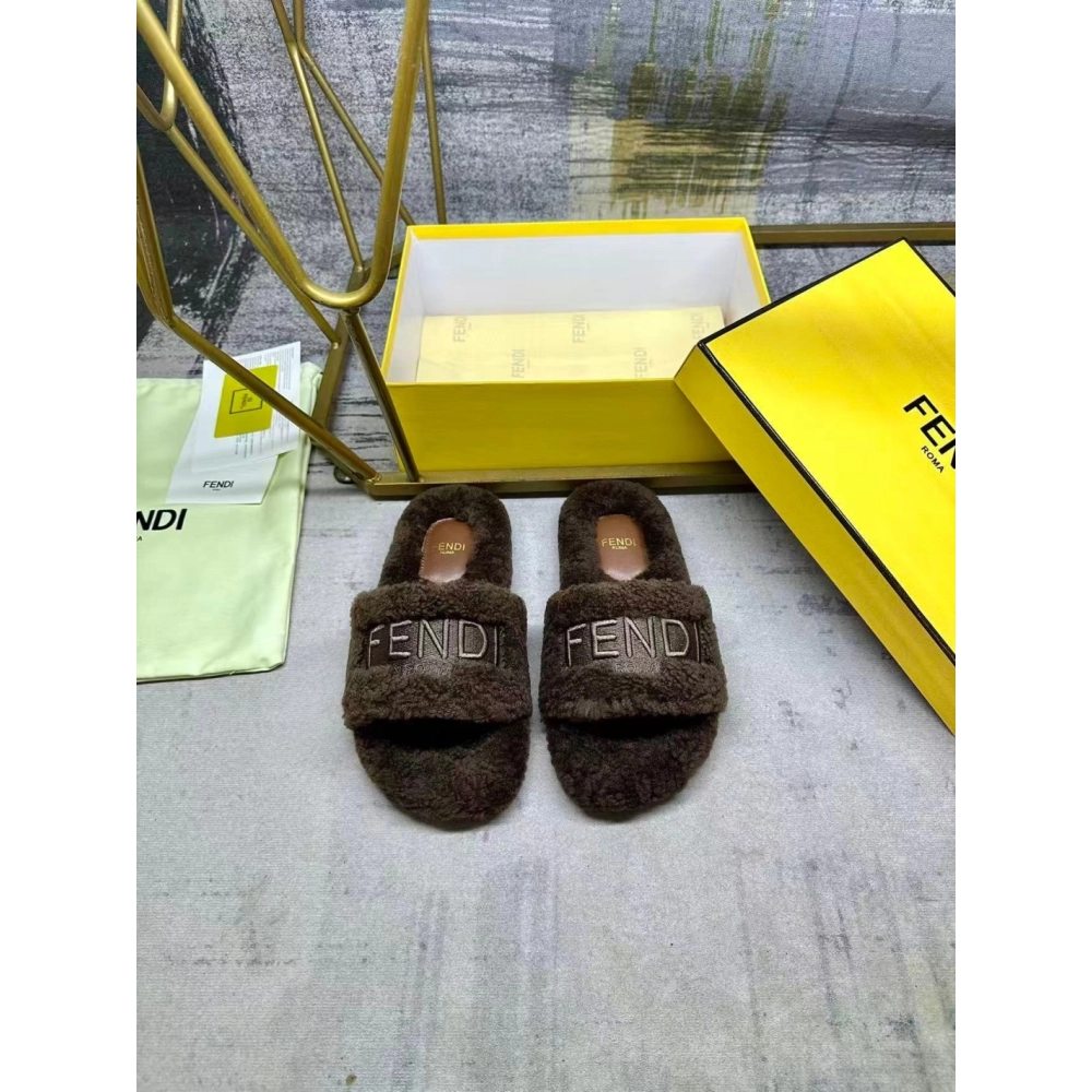 Fendi Slippers 067,Fendi Slippers,Slides Slippers,More Brands