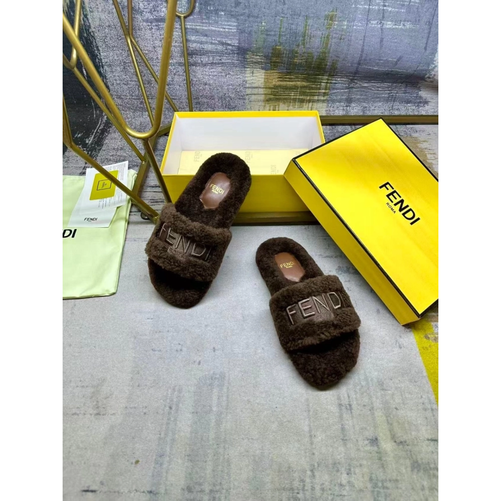 Fendi Slippers 067,Fendi Slippers,Slides Slippers,More Brands