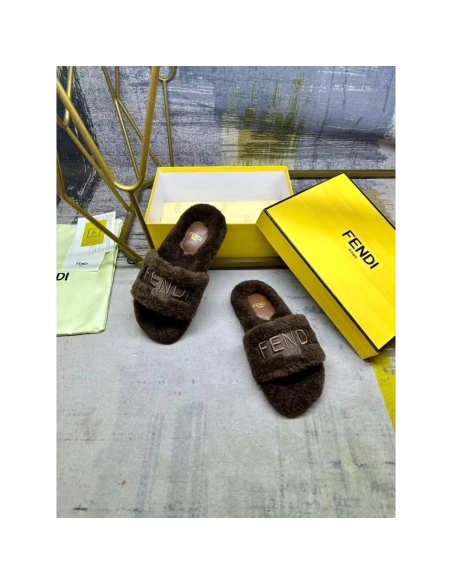 Fendi Slippers 067,Fendi Slippers,Slides Slippers,More Brands
