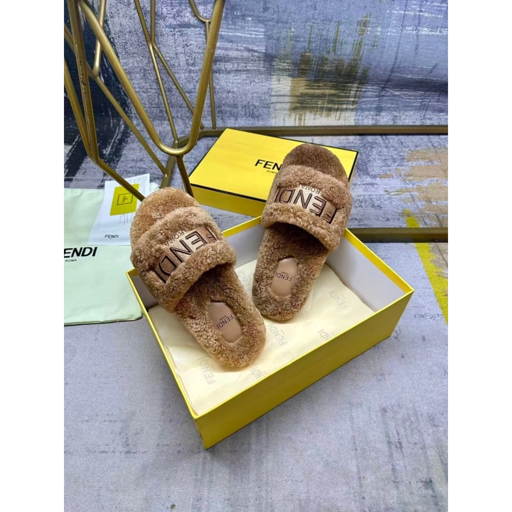 Fendi Slippers 068,Fendi Slippers,Slides Slippers,More Brands