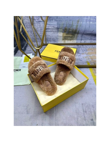 Fendi Slippers 068,Fendi Slippers,Slides Slippers,More Brands
