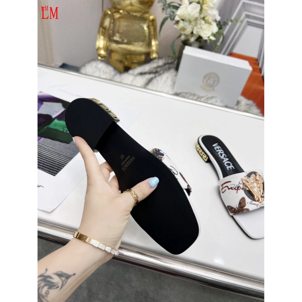 Versace slippers 089,Versace Slides,Slides Slippers,More Brands