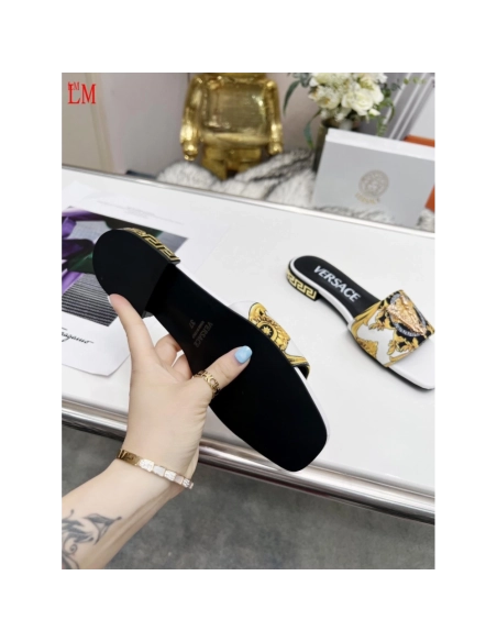 Versace slippers 090,Versace Slides,Slides Slippers,More Brands