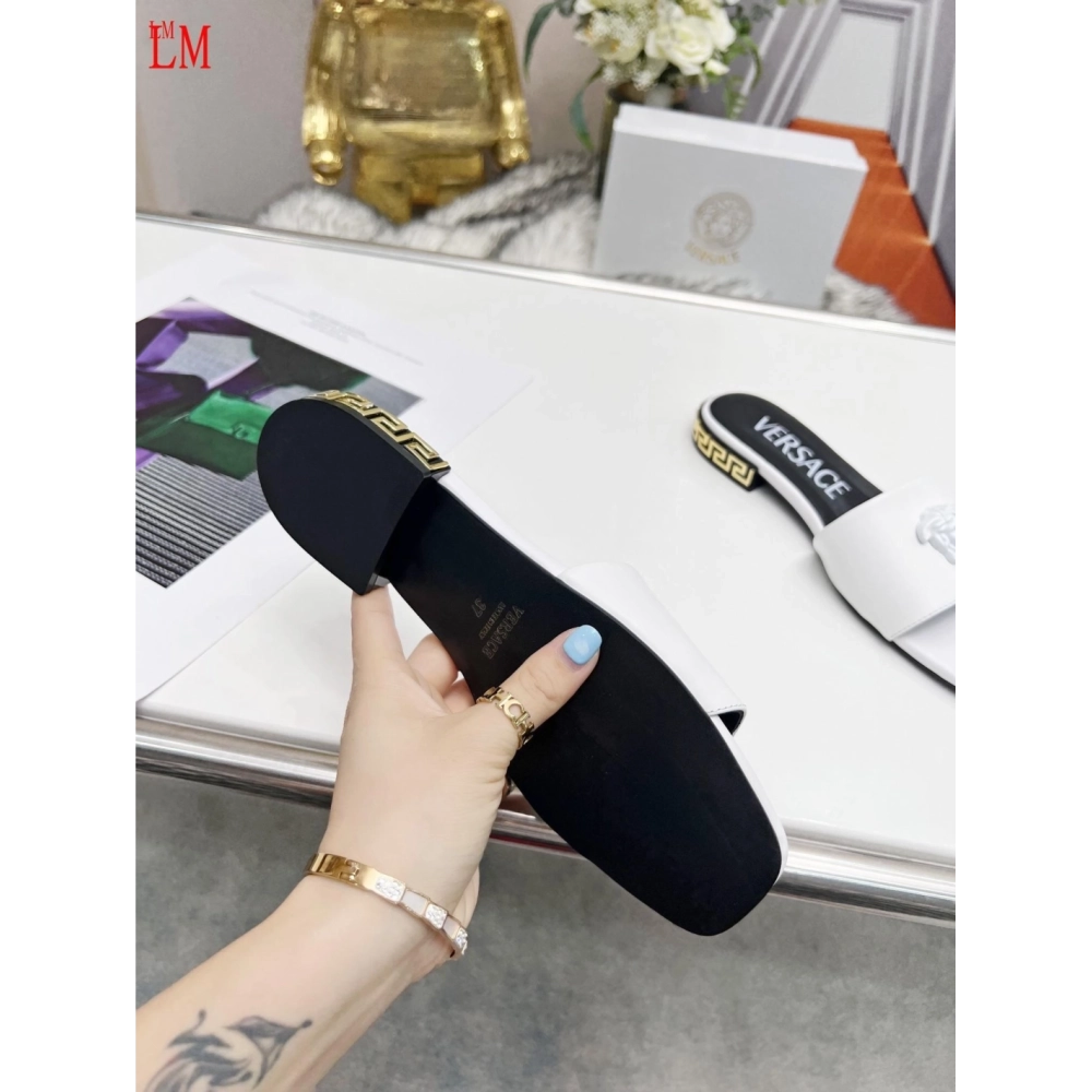 Versace slippers 093,Versace Slides,Slides Slippers,More Brands