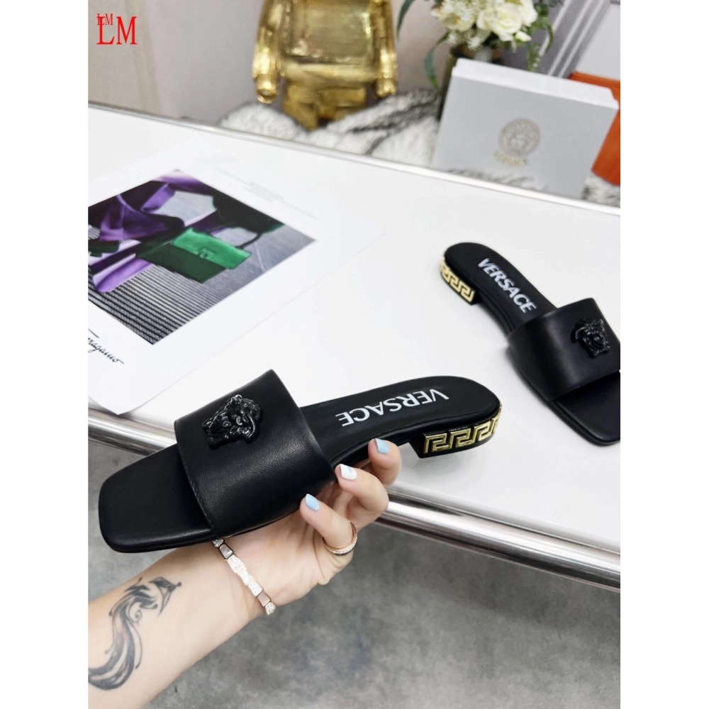 Versace slippers 095,Versace Slides,Slides Slippers,More Brands