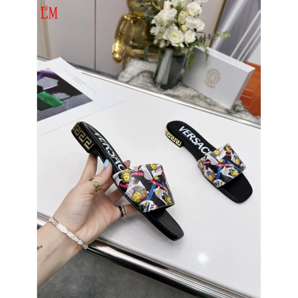Versace slippers 099,Versace Slides,Slides Slippers,More Brands