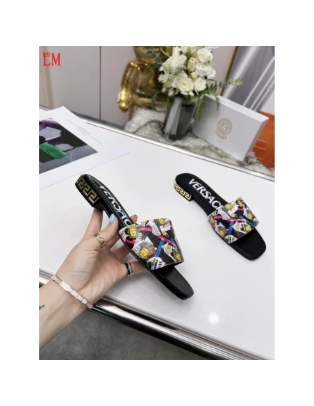 Versace slippers 099,Versace Slides,Slides Slippers,More Brands