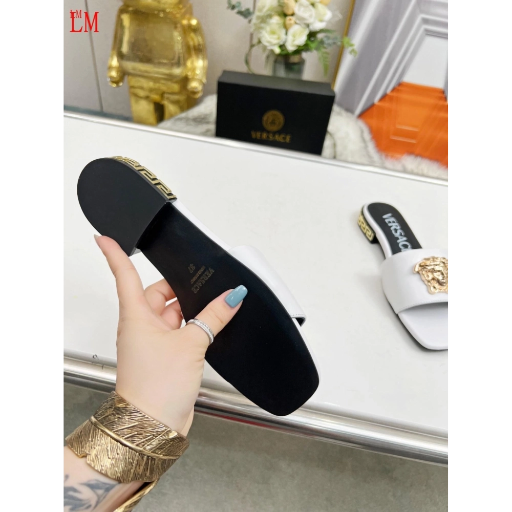 Versace slippers 105,Versace Slides,Slides Slippers,More Brands